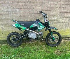 Stomp 125 superstomp