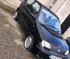 Fiat seceinto for parts.
