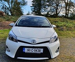 2014 Toyota Yaris 1.5 Petrol Hybrid - Image 3/5