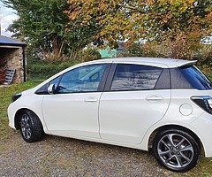 2014 Toyota Yaris 1.5 Petrol Hybrid - Image 5/5