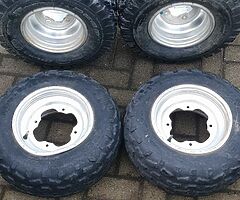 Banshee wheels