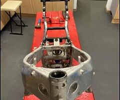ZXR400 frame and v5