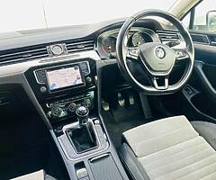 2016 VOLKSWAGEN PASSAT GT WE
FINANCE ALL - Image 4/10