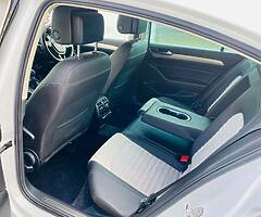 2016 VOLKSWAGEN PASSAT GT WE
FINANCE ALL - Image 8/10