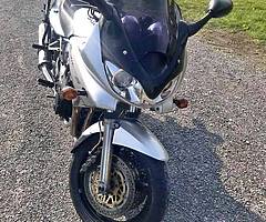 Suzuki bandit 1200s