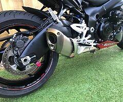 Suzuki GSXS 1000