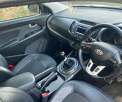 2011 kia sportage 1.7 diesel nct and taxed - Image 3/10
