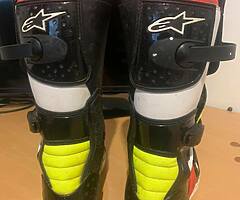 MX boots