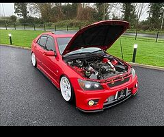 Lexus IS200 (wanted)pic for attention