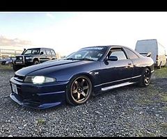 R33 GTST - Image 3/10