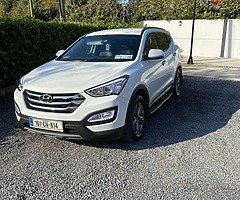 Hyundai￼ Santa Fe 4WD Executive Edition - Image 10/10