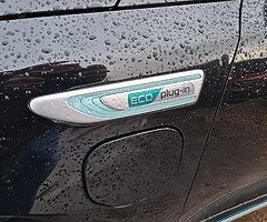 2017 Kia Optima Plugin Hybrid - Image 7/10