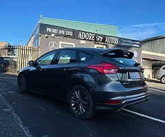 2017 Ford Focus - Image 3/10