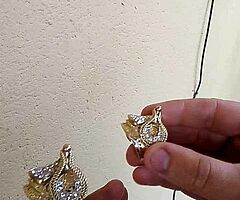 Brass pyramid and saddle rings