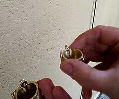 Brass pyramid and saddle rings - Image 8/10