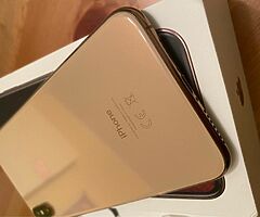 iPhone XS Max. 256GB. Unlocked