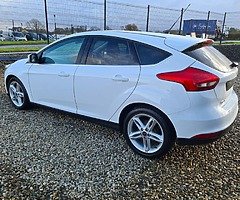 Ford Focus Zetec - Image 8/10