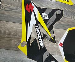 Suzuki rm rmz 125 250 graphics