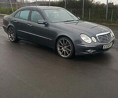 2010 Mercedes-Benz E-Class - Image 5/5