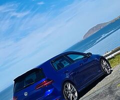 VW GOLF R