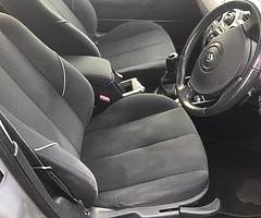 Renault Megane - Image 8/8