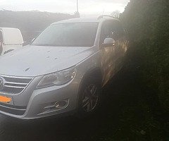 VOLKSWAGEN TIGUAN FOR DISMANTLING