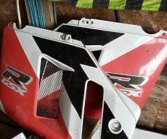 Gsxr 750/1100 k, L. M bodywork and other bits - Image 7/10