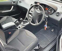 Peugeot  308