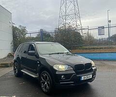 BMW X5 CREWCAB