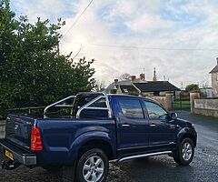 2008 Toyota Hilux - Image 5/10