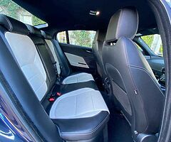 Jaguar XE R-Sport - Image 6/8