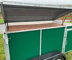 NEW 4 COMPARTMENT DOG TRAILER - Image 5/6