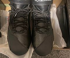 Motorcycle boots