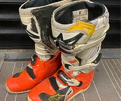 Alpinestar Youth tech 7s Motocross boots 39 eu  ( uk 6)