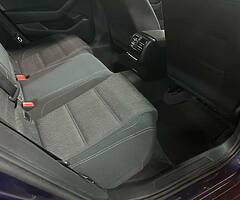 VOLKSWAGEN PASSAT - Image 9/10