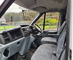 FORD TRANSIT MINIBUS IDEAL FOR CAMPER CONVERSION - Image 4/8