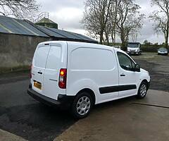 2009 Peugeot Partner