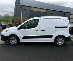 2009 Peugeot Partner - Image 4/7