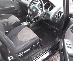 Honda fit. 1.5 .L. Automatic. 121000 miles. fully serviced. New NCT, tax-ed - Image 7/9