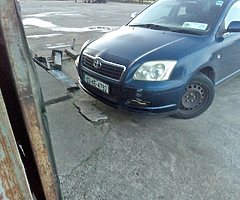 03 avensis for sale