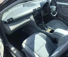 2000 Mercedes-Benz C-Class - Image 3/9
