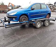 Old scrap cars wont it - Image 4/4