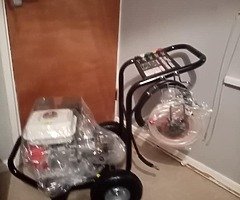 Petrol power washers