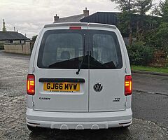 2016 Volkswagen Caddy - Image 5/9