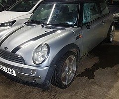 MINI 1.6 PETROL COOPER FOR BREAKING