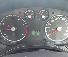 Ford Focus - Image 8/8