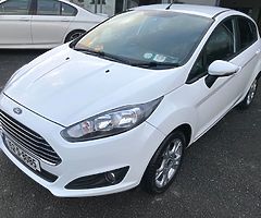 2015 Ford Focus Zetec M5 1.5 75 PS - Image 4/10