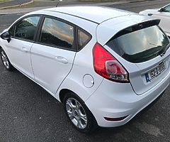 2015 Ford Focus Zetec M5 1.5 75 PS - Image 6/10