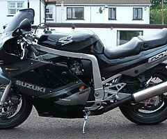 2021 Suzuki GSX-R - Image 5/7