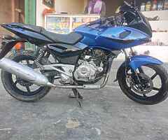 Pulsar 220.cc. Lot.57